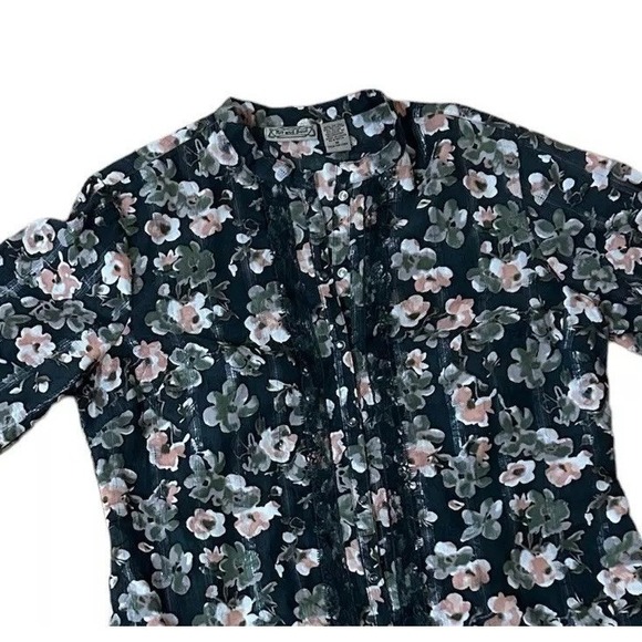 Heart and Soul Tops - Dark Romantic Floral Lace Country Metallic Snap Button Blouse Dark Green Medium